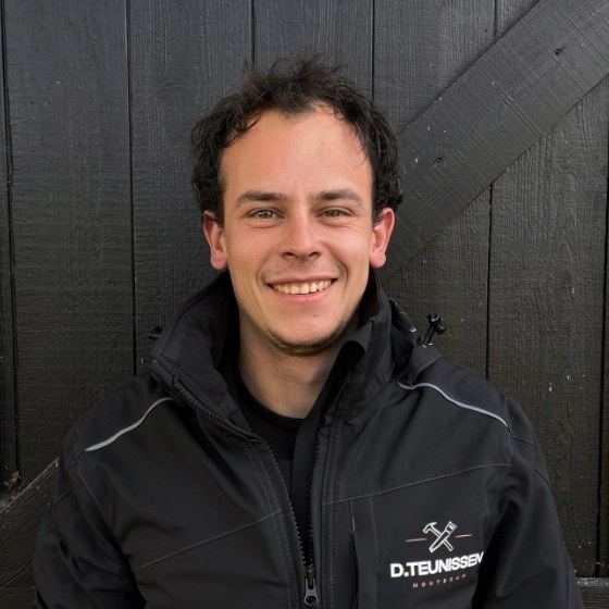 Daniel Teunissen, eigenaar van Teunissen Bouw & Houtbouw